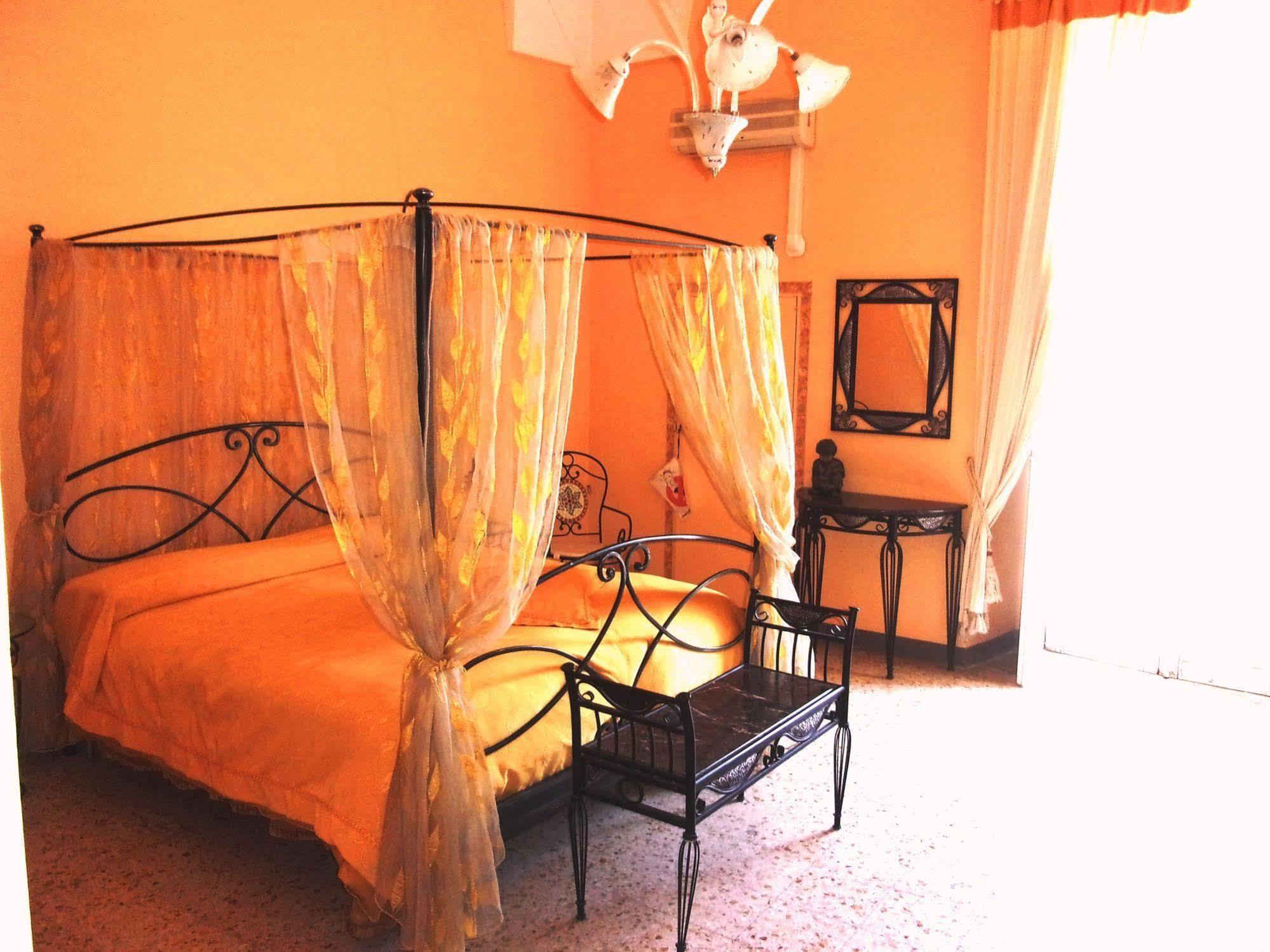 Bed and Breakfast Palazzo Osanna Nardò Exterior foto